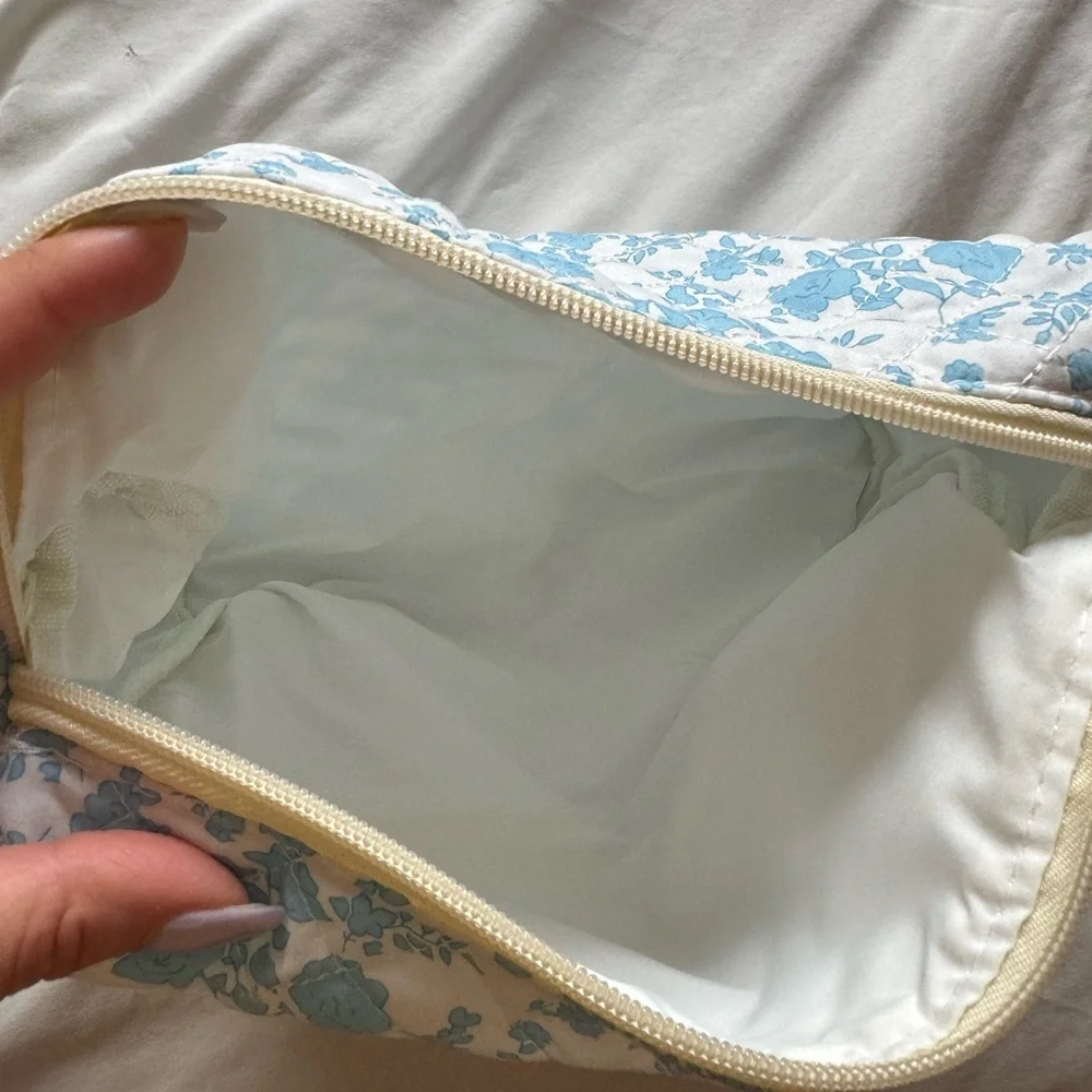 JellyHouse Makeup bag
